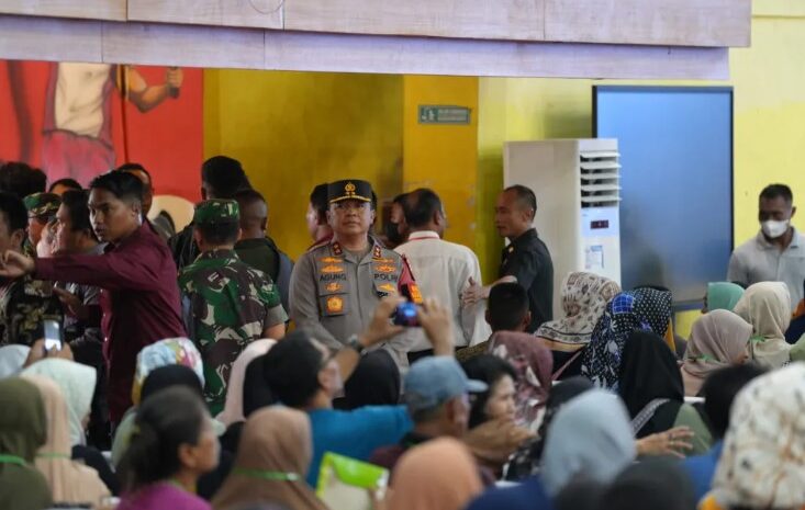  Kapolda Sumut Kawal Silaturahmi Presiden RI Bersama Ribuan Masyarakat Tebingtinggi