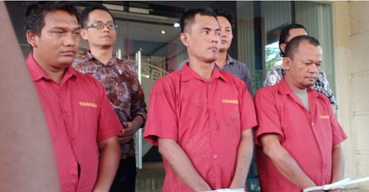  Polda Sumut Tangkap 3 Pelaku Penganiayaan dan Pembakaran Mobil Wartawan, Oyok Diburu