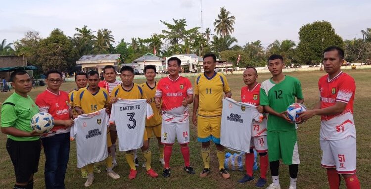 Bupati Sergai Dukung Dunia Sepak Bola, Berikan Bantuan Jersey dan Bola