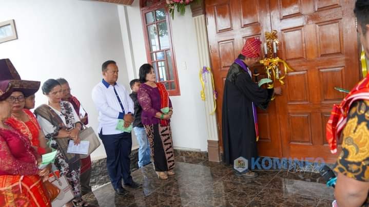 Bupati Karo Hadiri Penahbisan Gereja Batak Karo Protestan Runggun Tiga Jumpa