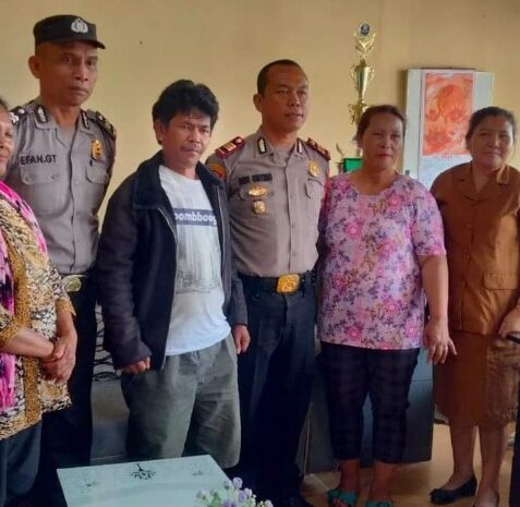 Kapolsek Simpang Empat Edukasi Penerimaan Polisi Kepada Siswa SMAN 1 Simpang Empat