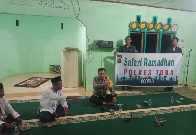 Kapolres Toba Safari Ramadhan di Habinsaran dan Nassau