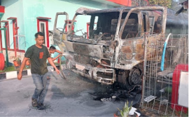  Truk Tangki BBM Pertamina Terbakar di SPBU, Kernet Luka Bakar