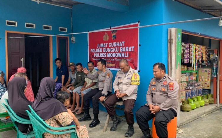 Polres Morowali Gelar Jumat Curhat dan Bagi Sembako di Desa Wosu