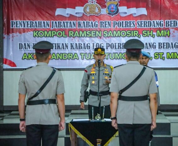  Kapolres Sergai Pimpin Penyerahan Tugas Kabag Ren dan Lantik Kabag Log