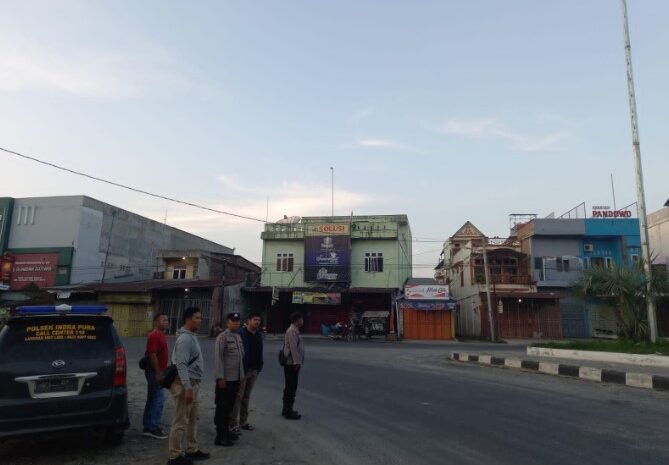 Patroli Asmara Subuh Polsek lndrapura Sasar Titik Strategis