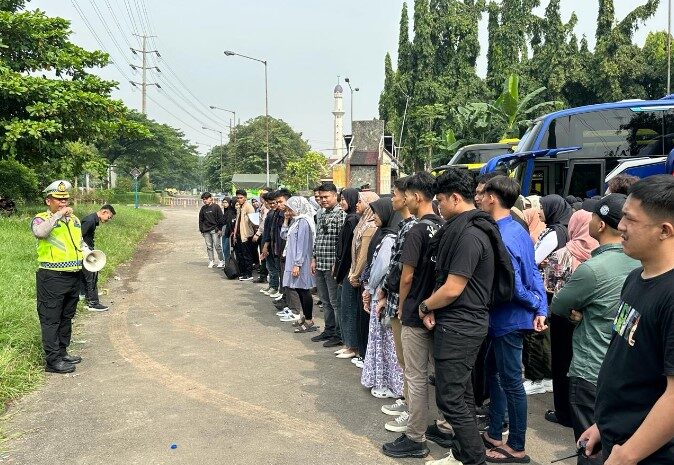  Polda Sumut Berangkatkan 146 Mahasiswa Mudik Gratis Jakarta Ke Medan