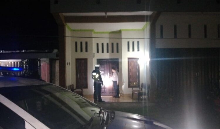 Personil Pos Pam dan Pos Yan Patroli ke Rumah Kosong Ditinggal Pemudik