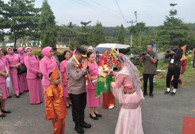 Kunjungi Polres Labusel, Kapolda Sumut Ingatkan Anggota Untuk Perangi Peredaran Narkoba