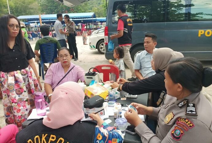  Polres Sibolga Gelar Bakti Kesehatan di Perayaan Oukumene Paskah