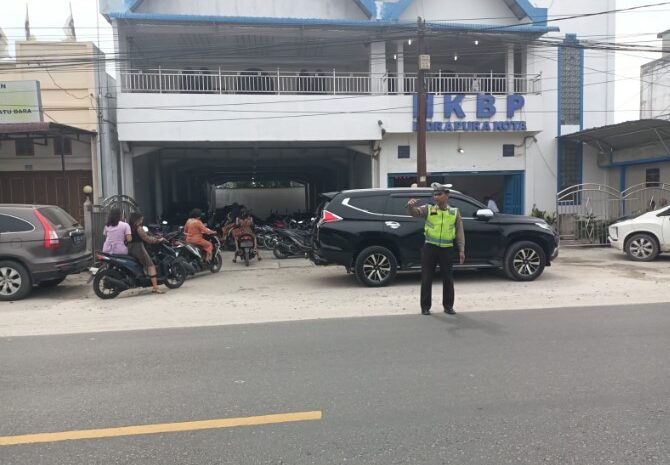 Rutin Tiap Minggu, Personil Polsek Jajaran Polres Batubara Patroli Pengamanan Gereja