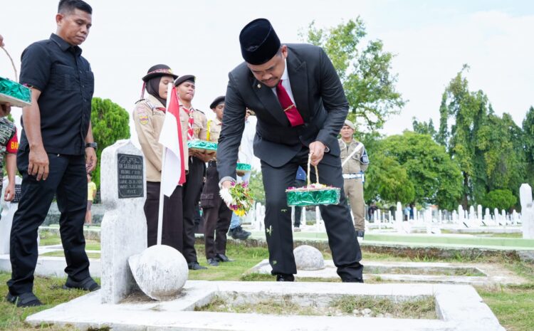  Jelang Hut Kota Medan Ke 434, Wali Kota Medan Ziarahi Makam Mantan Wali Kota Medan & Gubsu Terdahulu