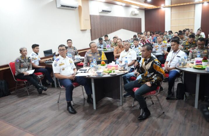  Pemko Medan Bersama Ditlantas Poldasu Bentuk Tim Terpadu Wujudkan Penataan Lalu Lintas dan Angkutan Jalan Yang Semakin Tertib