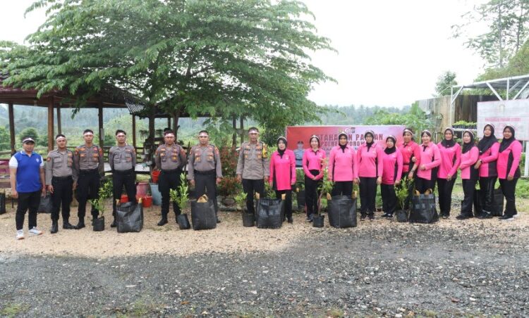  Polres Morowali Perkuat Ketahanan Pangan Jelang Hut Bhayangkara Ke-78