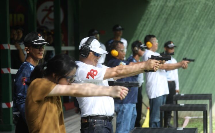  Memeriahkan Hari Bhayangkara Ke-78 , Kapolda Sumut Gelar Perlombaan Menembak