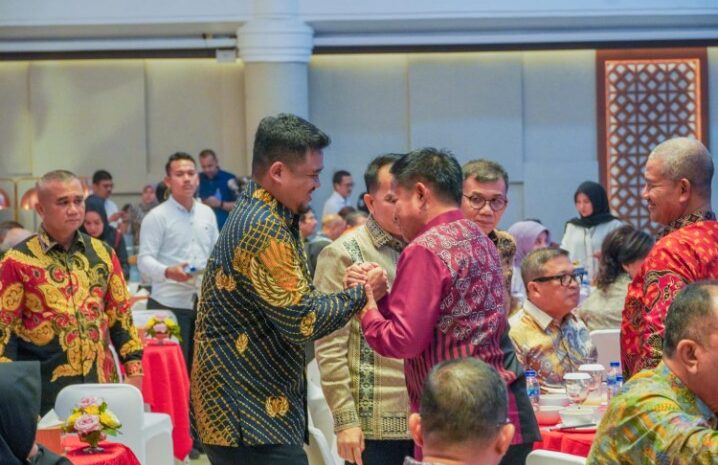  Bobby Nasution Hadiri Pisah Sambut Pj Gubsu