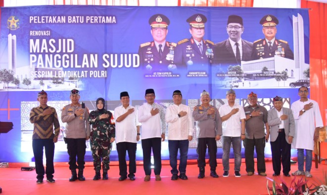 Peletakan Batu Pertama Masjid Panggilan Sujud Sespim Lemdiklat Polri