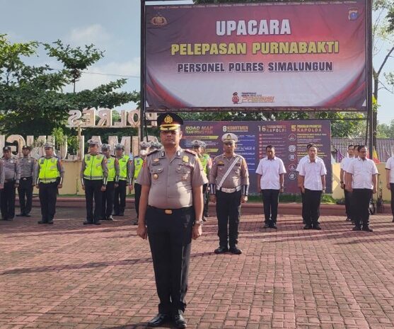  Kapolres Simalungun Pimpin Upacara Pelepasan Purnabakti Kompol Josia