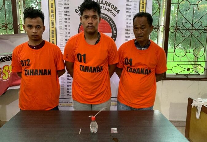  Kapolsek Perdagangan Gerebek Pesta Narkoba, 7 Orang Diamankan