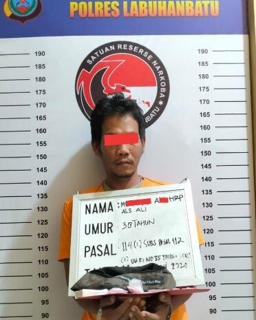  Satres Narkoba Polres Labuhanbatu Tangkap Pengedar Sabu di Padang Matinggi