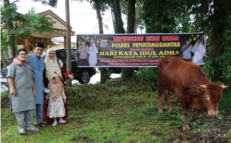  Polres Siantar Sembelih Lima Ekor Sapi Saat Idul Adha 1445 H