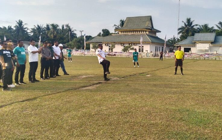  Bupati dan Wabup Sergai Buka Zona 1 Turnamen Sepakbola Kades