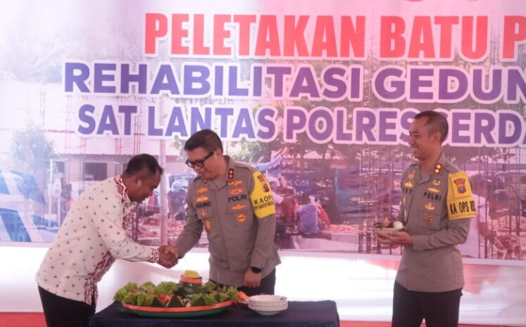  Bupati Darma Wijaya Hadiri Peletakan Batu Pertama Rehabilitasi Gedung Kantor Satlantas Polres Sergai