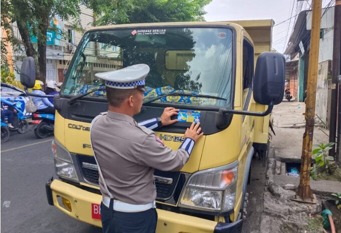  Polres Sibolga Laksanakan Ops Patuh Toba 2024, Tilang Pelanggar Yang Tidak Tertib