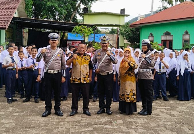  Police Goes To School, Satlantas Polres Sibolga Sosialisasi Ops Patuh Toba 2024