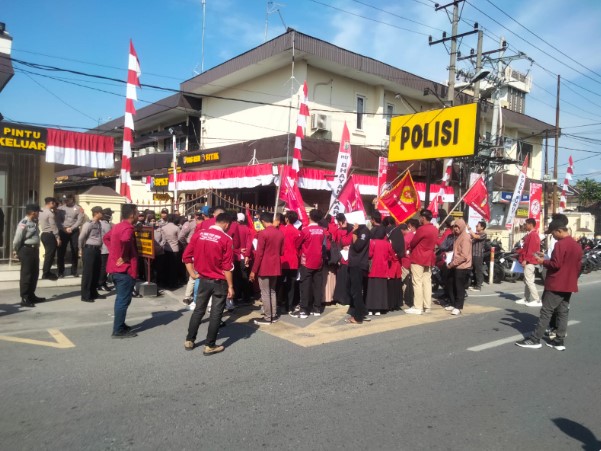  Geruduk Mapolrestabes Medan, Mahasiswa Muhammadiyah Minta Polisi Tindak Begal