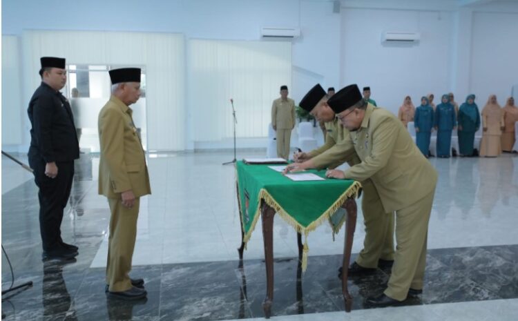  Bupati H Surya Lantik 6 Pejabat Pimpinan Tinggi Pratama Pemkab Asahan