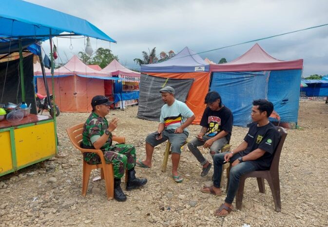 Babinsa Koramil 1311- 02/BS Laksanakan Komsos di Pulau Bapa