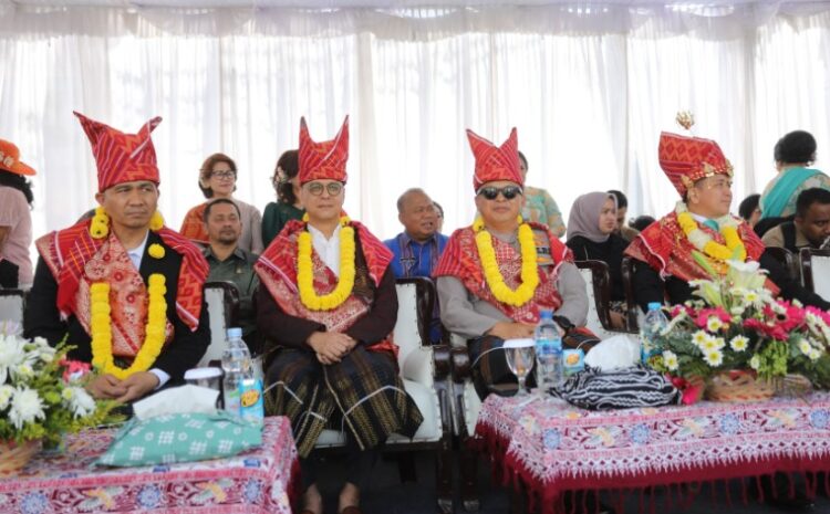  Meriah !!! Kapolda Sumut Kagum saat Hadir pada Festival Bunga dan Buah di Berastagi