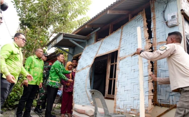  Sergai Terima Bantuan Bedah Rumah, Wabup Adlin Tambunan: “Pergunakan Dengan Sebaik-Baiknya”