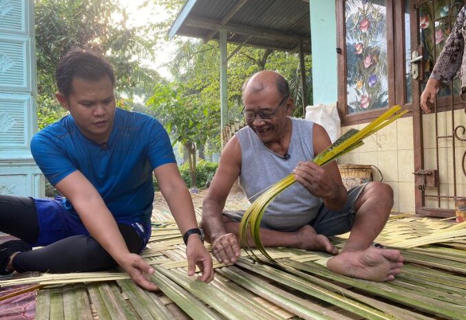  Joging Pagi di Sei Bamban, Wabup Adlin Tambunan Menyapa Warga dan Belajar Menganyam Tepas