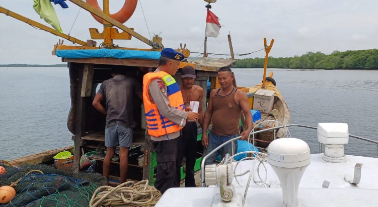  Patroli Dialogis Sat Polairud Polres Langkat Jaga Keamanan di Perairan