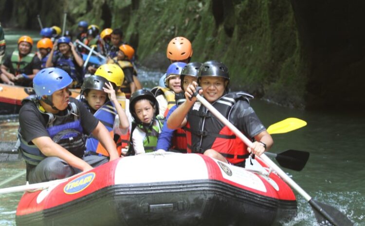  Adlin Tambunan Mengajak Masyarakat Sumatera Utara Nikmati Wisata Arung Jeram Sungai Bahbolon