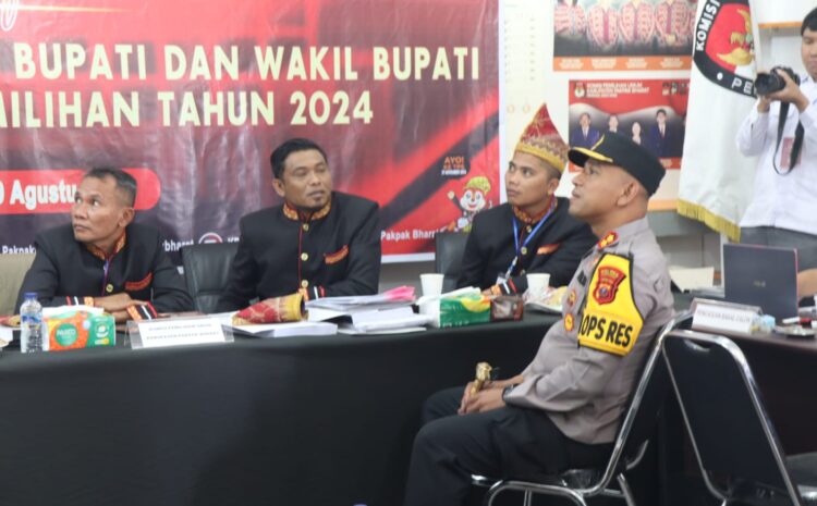  Kapolres Pakpak Bharat Cek Kantor KPU Pastikan Kesiapan Pengamanan Pendaftaran Calon Bupati dan Wakil Bupati Berjalan Lancar