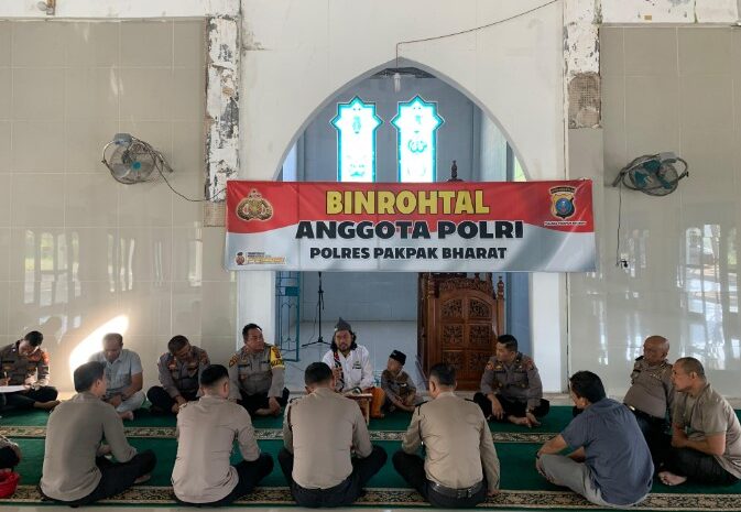  Tingkatkan Iman dan Taqwa Kepada Personil, Polres Pakpak Bharat Gelar Binrohtal