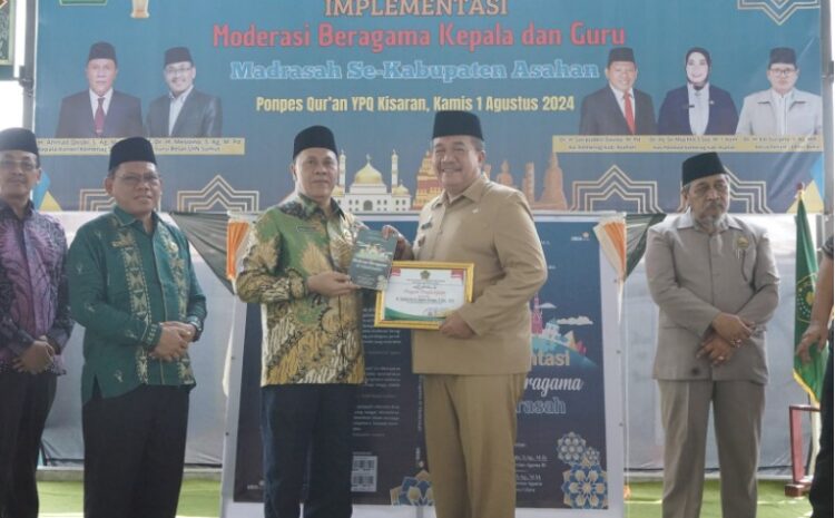  Wabup Hadiri Launching Buku dan Penguatan Implementasi Moderasi Beragama Kepala Dan Guru Madrasah se-Kabupaten Asahan