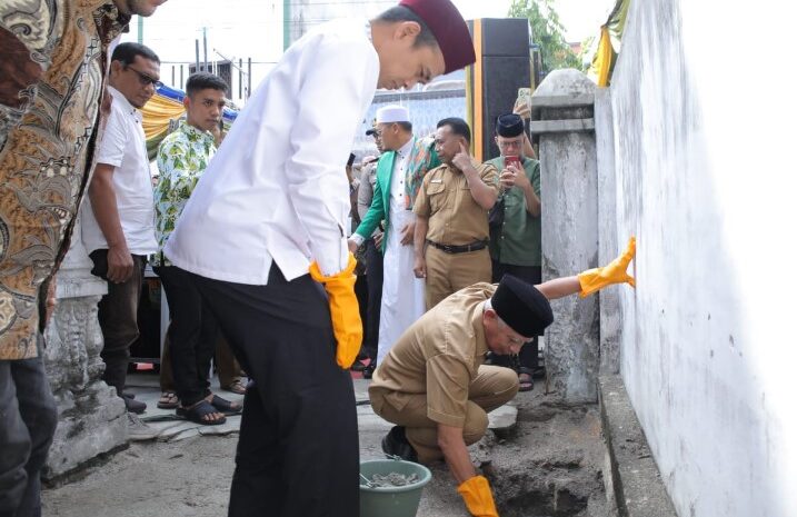  Bupati Asahan Bersama Ustadz Abdul Somad Letak Batu Pertama Pembangunan Pintu Gerbang, Kantor dan Aula SD Al-Washliyah 80 Kisaran