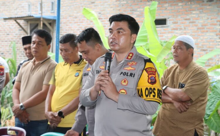  Wujud Ungkapan Belasungkawa, Kapolres Batubara Melayat ke Rumah Duka Salah Satu Wartawan Yang meninggal Dunia