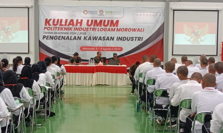  Pelda Kahar Personil Koramil 1311-02/BS Pimpin Pembekalan Kesadaran Bela Negara Bagi Mahasiswa Baru