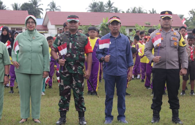  PJ Bupati Bersama Dandim Morowali dan Forkompimda Tanamkan Cinta Tanah Air Jelang Hut RI Ke-79