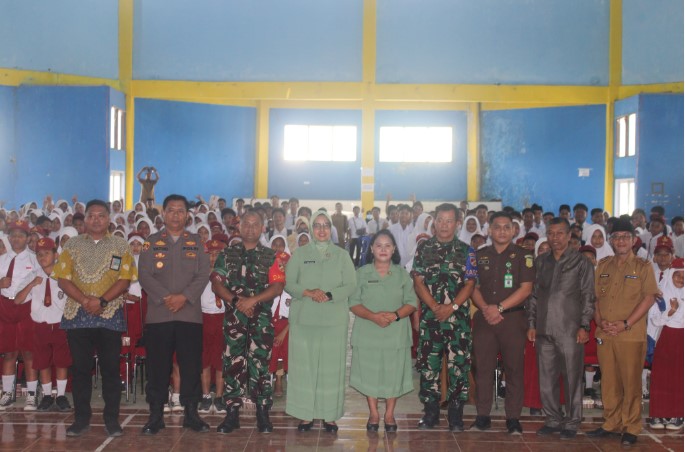  Kolaborasi Dandim 1311/ Morowali Bersama Forkopimda di Goes to School, Kadis Pendidikan Datangkan 1000 Siswa SD-SMA