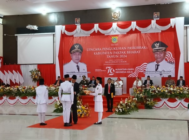  Kapolres Pakpak Bharat Hadiri Upacara Pengukuhan Paskibraka