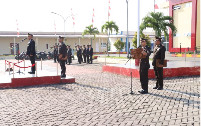  Polres Morowali Gelar Upacara Peringatan Detik-Detik Proklamasi Kemerdekaan RI Ke-79