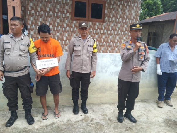  Polsek Bangun Gelar Rekonstruksi Pembunuhan Tragis di Nagori Silau Malaha