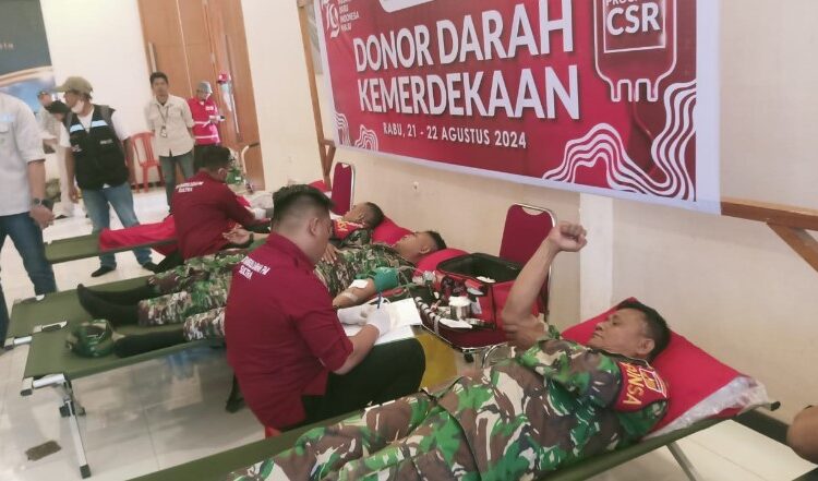  Koramil 1311-02/BS Bersama Personilnya Peduli Dengan Sesama, Ikut Donor Darah Kemerdekaan di PT IMIP