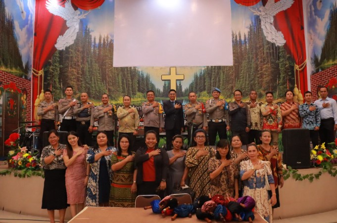  Minggu Kasih, Polres Sibolga Sambangi Gereja GBI Sibolga